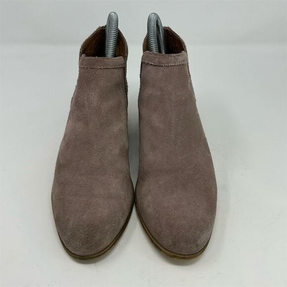 Susina Light Pink Purple Perforated Suede Bootie Size 6M Casual Fall Back Zipper - Picture 4 of 11